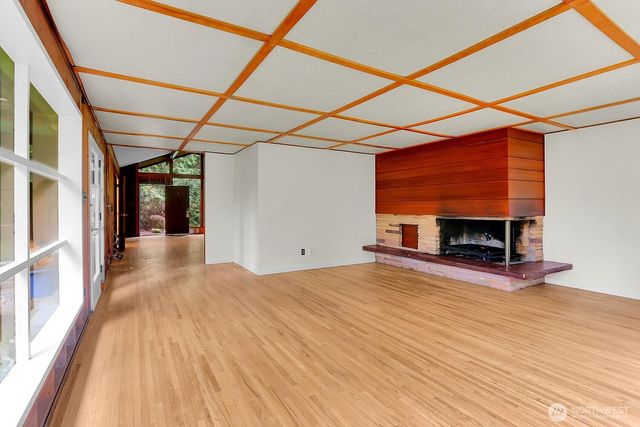 10815 Algonquin Road, Woodway, WA 98020