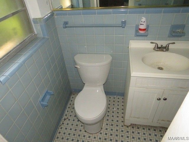 2712 GREENBRIAR Road, Montgomery, AL 36111