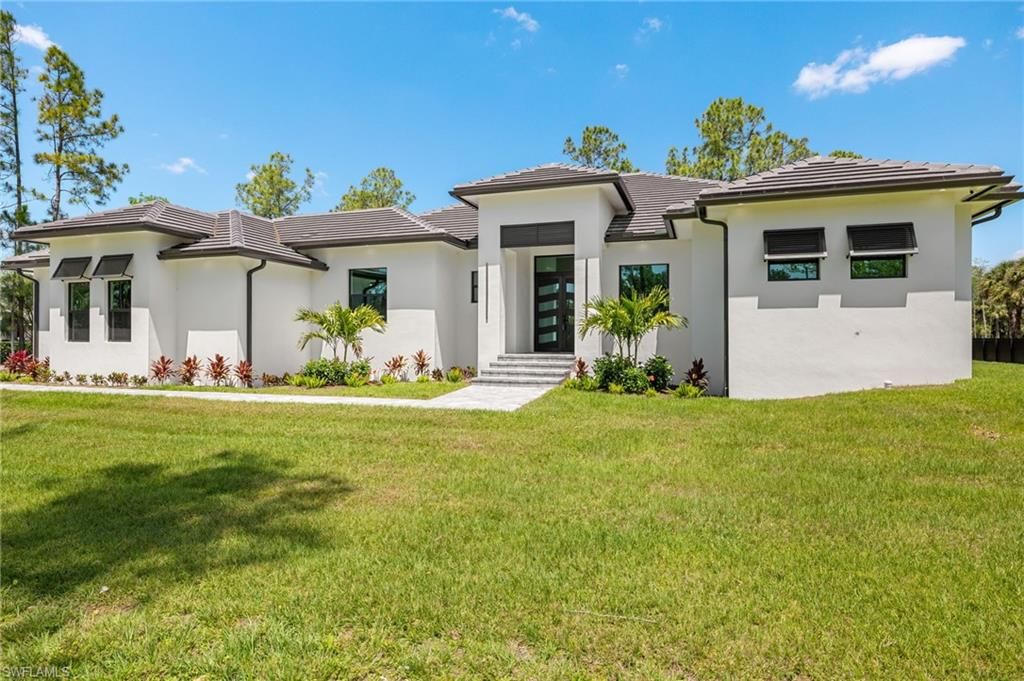 1587 Golden Gate BLVD W, NAPLES, FL 34120 — photo 2