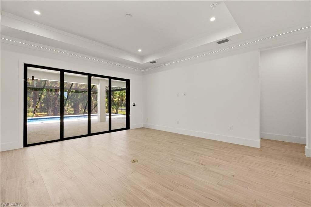 1587 Golden Gate BLVD W, NAPLES, FL 34120 — photo 4