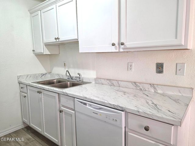 944 MONTERA Road, El Paso, TX 79907