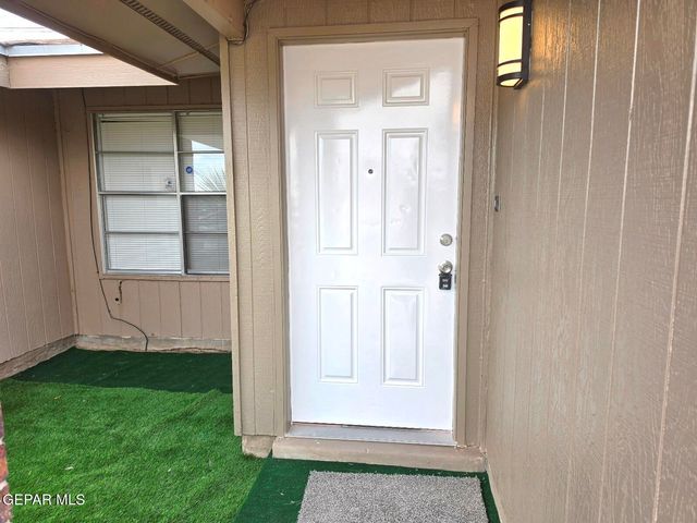 944 MONTERA Road, El Paso, TX 79907