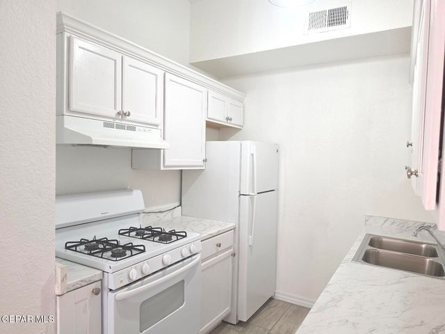 944 MONTERA Road, El Paso, TX 79907