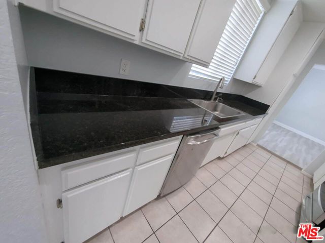 1844 Thayer Avenue 202, Los Angeles, CA 90025
