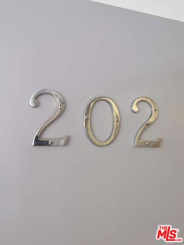 1844 Thayer Avenue 202, Los Angeles, CA 90025