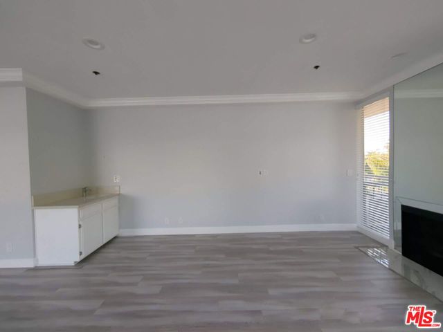 1844 Thayer Avenue 202, Los Angeles, CA 90025