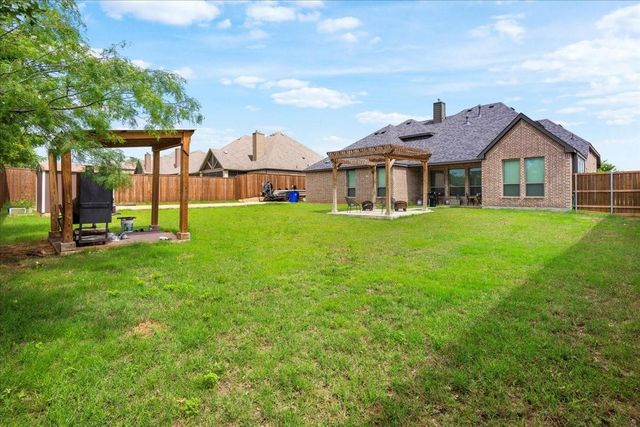 1218 Woodside Drive, Mansfield, TX 76063