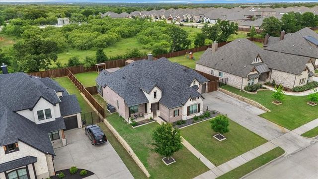 1218 Woodside Drive, Mansfield, TX 76063
