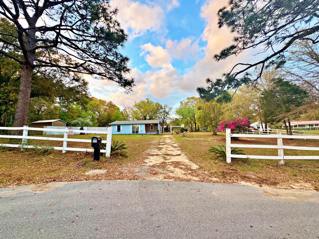 3183 Audrey Drive, Crestview, FL 32539