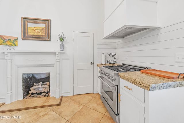 5349 10th Street, Malone, FL 32445