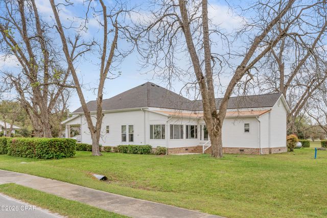 5349 10th Street, Malone, FL 32445