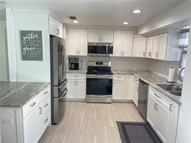 3410 BAY STREET, Sarasota, FL 34237