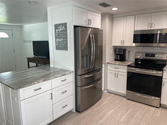3410 BAY STREET, Sarasota, FL 34237