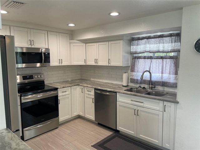 3410 BAY STREET, Sarasota, FL 34237