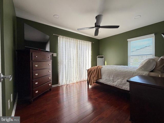 24 CRAIG DR, Woodbury, NJ 08096