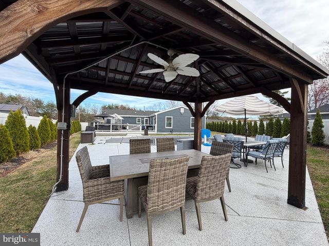 24 CRAIG DR, Woodbury, NJ 08096