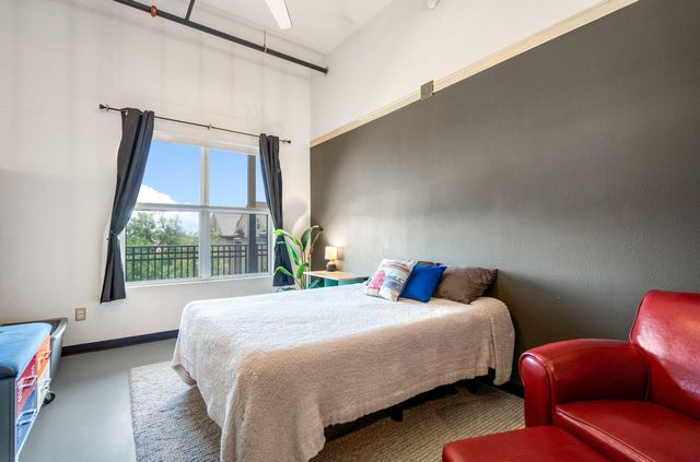 400 Central Avenue SE 305 305, Albuquerque, NM 87102