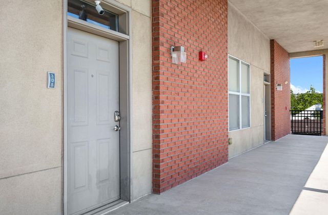 400 Central Avenue SE 305 305, Albuquerque, NM 87102