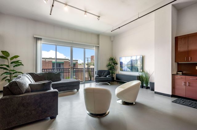 400 Central Avenue SE 305 305, Albuquerque, NM 87102