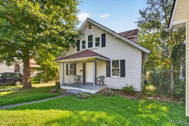 438 N 5th Street, Belleville, IL 62220