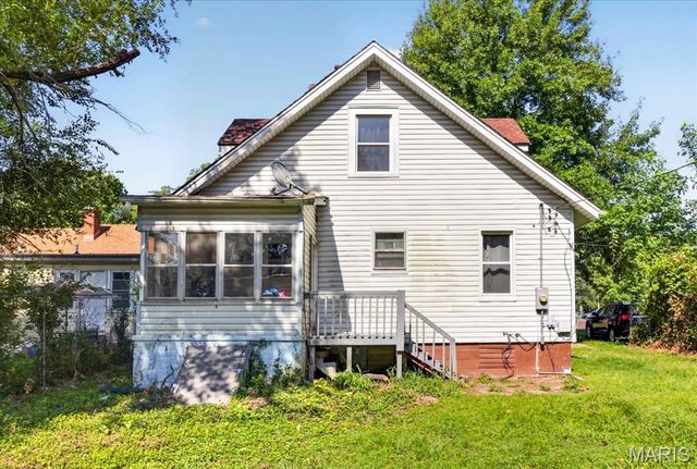 438 N 5th Street, Belleville, IL 62220