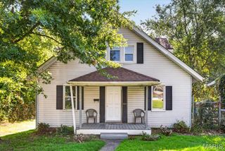 438 N 5th Street, Belleville, IL 62220