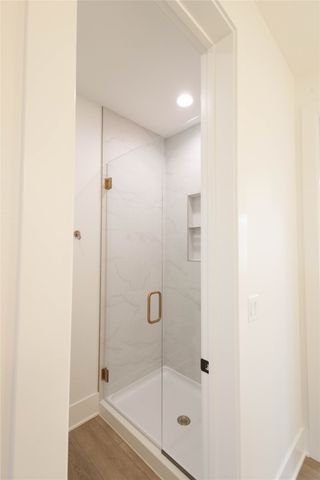 18109 Tanglewood Drive, Clive, IA 50325