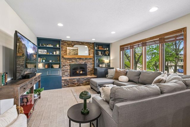 12990 57th Avenue N, Plymouth, MN 55442