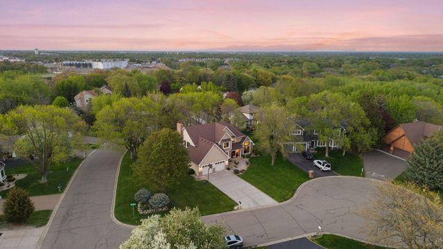12990 57th Avenue N, Plymouth, MN 55442