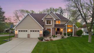 12990 57th Avenue N, Plymouth, MN 55442