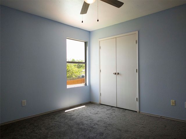 920 Kendall Drive, Arlington, TX 76001
