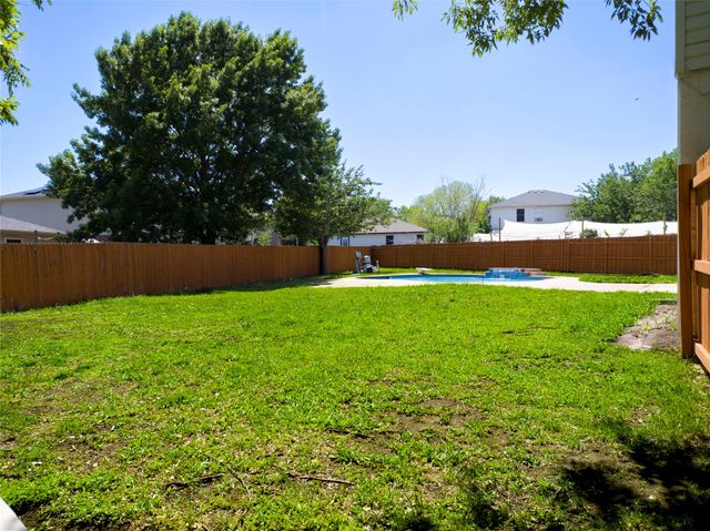 920 Kendall Drive, Arlington, TX 76001