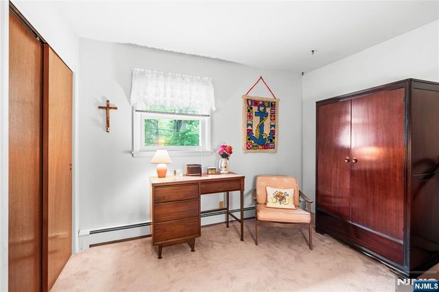 13 Lake Drive, Westwood, NJ 07675