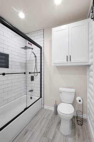 542 Whispering Oaks, Sunset, TX 76270