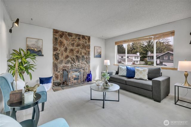 11305 SE 228th Place, Kent, WA 98031
