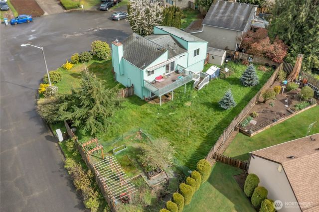 11305 SE 228th Place, Kent, WA 98031