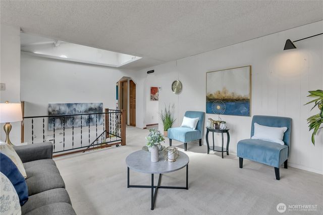 11305 SE 228th Place, Kent, WA 98031