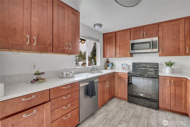 11305 SE 228th Place, Kent, WA 98031