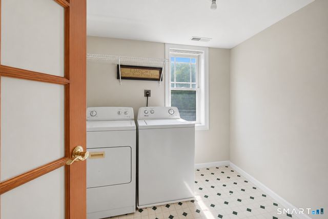 2 Stetson Place 2, Danbury, CT 06811