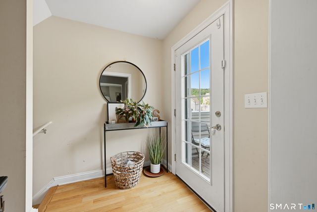 2 Stetson Place 2, Danbury, CT 06811