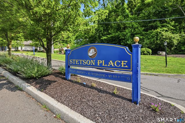 2 Stetson Place 2, Danbury, CT 06811