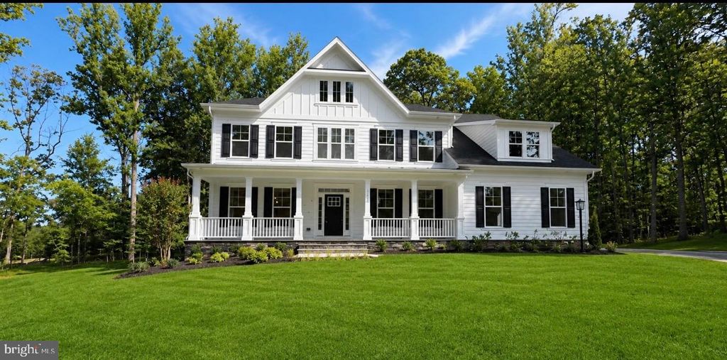 17655 BATES DR, Hamilton, VA 20158