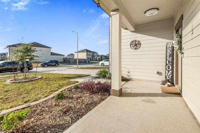 1081 Water Oak Lane, Brookshire, TX 77423