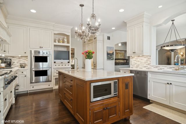 5881 Teal Lane, Long Grove, IL 60047