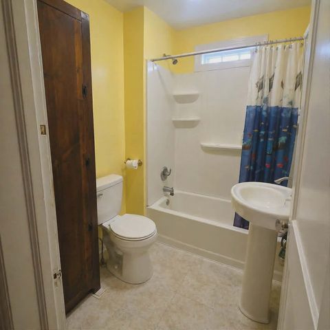 149 ROYAL AVE, Winchester, VA 22602