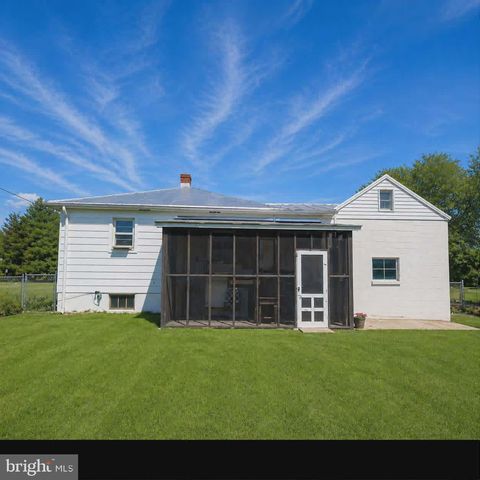 149 ROYAL AVE, Winchester, VA 22602
