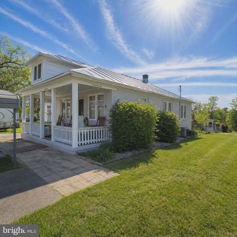 149 ROYAL AVE, Winchester, VA 22602