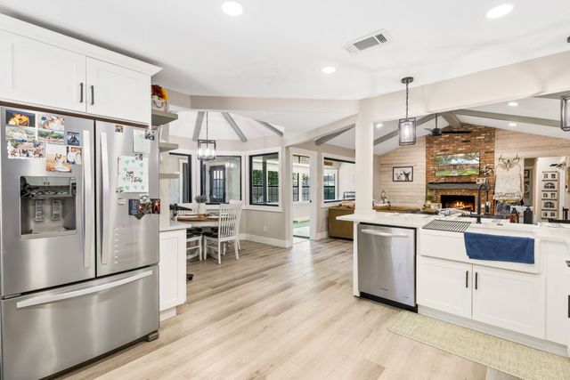 4014 Kerr Circle, Farmers Branch, TX 75244