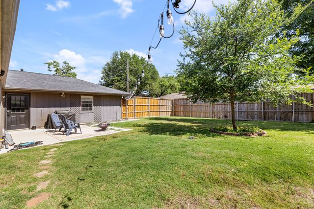 4014 Kerr Circle, Farmers Branch, TX 75244