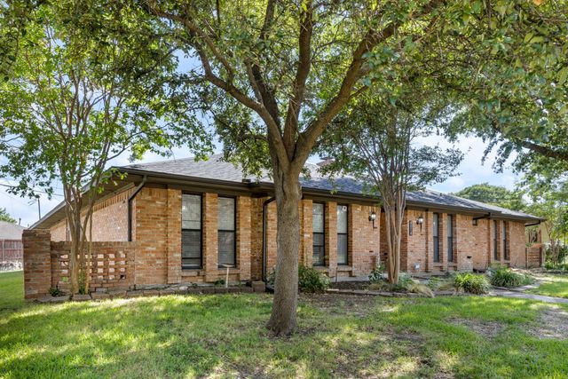 4014 Kerr Circle, Farmers Branch, TX 75244